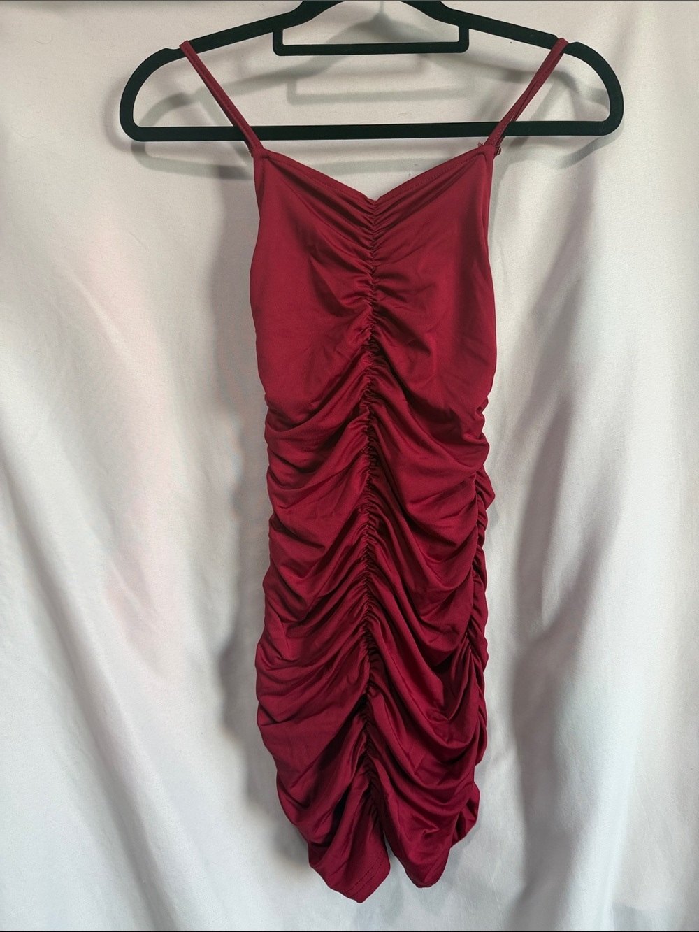 Women's Burgundy Ruched Spaghetti-Strap Mini Dress